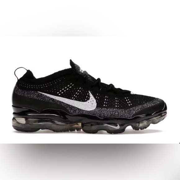 Worn twice - NIKE Air VaporMax Flyknit Running Shoes - Men’s size 13